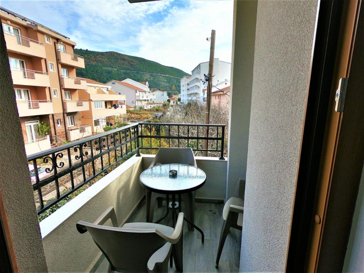 Martinovic Rooms Budva Exterior photo
