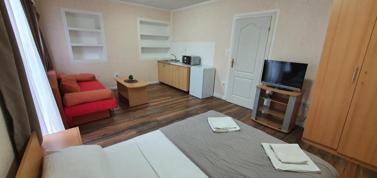 Martinovic Rooms Budva Exterior photo