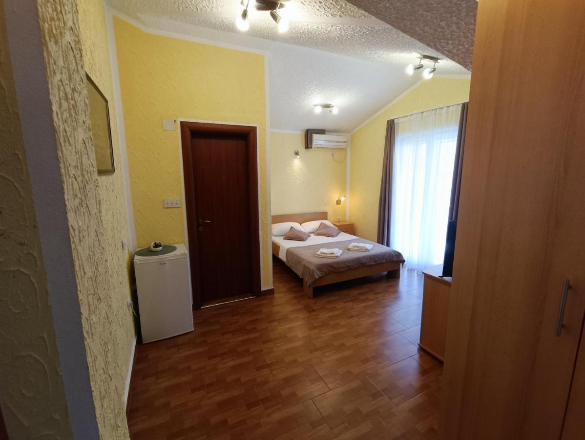 Martinovic Rooms Budva Exterior photo